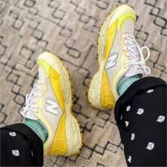 レア 海外限定 paperboy New Balance 801
