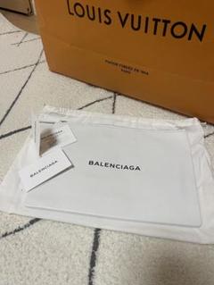2025年最新】BALENCIAGA カラー：ホワイト系 クラッチバッグの