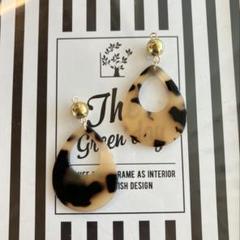 ゴールド×べっ甲 ベージュ 雫 ピアス イヤリング