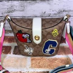 2023年最新】coach スヌーピー ショルダーバッグの人気アイテム - メルカリ