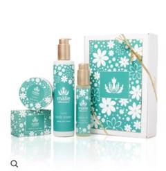 【マリエオーガニクス】プルメリア ラックススパボックス Amazon.co.jp: Malie Organics(マリエオーガニクス) ラックス