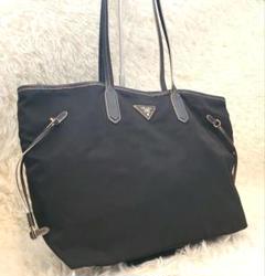 ⭐美品⭐PRADA 　三角プレート　トートバッグ　大容量　A4収納　ブラック