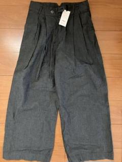ハグオーワー/カジュアルパンツ(レディース)の中古/未使用品 - メルカリ オフィス ハグオーワー☆6ozシャンブレーテーパードパンツ カジュアルパンツ