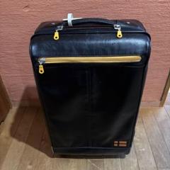 イノベーター　 ソフトキャリーケース　スーツケース