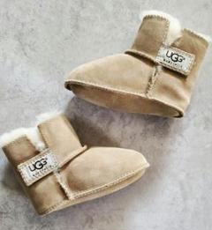 KIDS UGGブーツ　18㎝　新品未使用 UGG Australia アグ 正規品 キッズ クラシックショート Classic