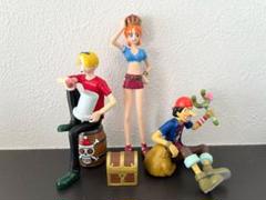 ワンピース GLITTER&GLAMOURS ナミ クリスマス 2体セット ワンピース GLITTER&GLAMOURS NAMI 2点セット - メルカリ