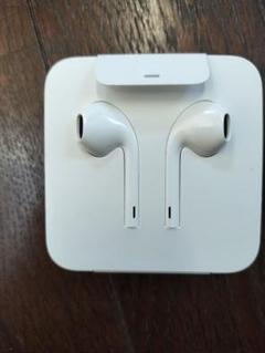 新品未使用 Apple iPhone 純正イヤホン