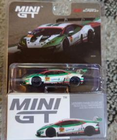 MINI GT LBWK ウラカン 4台セット トイザらス限定2台、通常品2台 MINI GT LBWK ウラカン 4台セット トイザらス限定2台、通常品2台