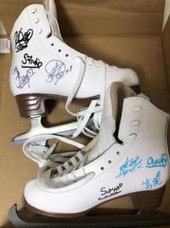 羽生結弦 スケート靴の中古 未使用品を探そう メルカリ