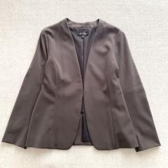 美品✨インディヴィメタルボタン ニットツイード ノーカラージャケット ホワイト 美品✨インディヴィメタルボタン ニットツイード ノーカラー