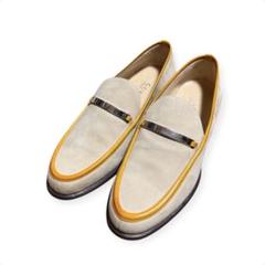 GUCCI ベージュ系レザー ローファー 36C 2025年最新】GUCCI カラー：ベージュ系 ローファー・革靴の人気