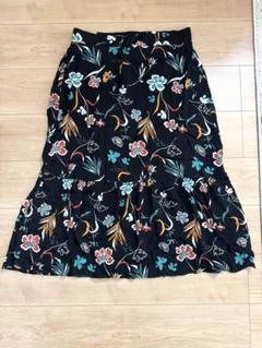 Forever21 フラワー柄ロングスカート