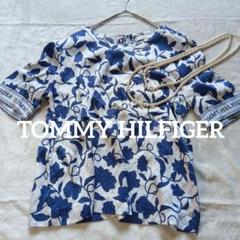 TOMMY HILFIGERトミーヒルフィガー 花柄 Ｔシャツ おしゃれ とろみ