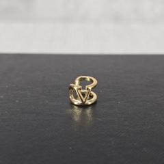 超美品　ヴァレンティノ ガラヴァーニ　Vロゴ　シグネチャー　メタル　イヤーカフ