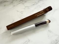 アワーグラス Vanish Seamless Finish Concealer Brush | Beautylish