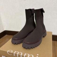 ほぼ新品/emmi×金子綾 ニットブーツのサムネイル