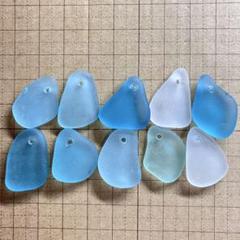 シーグラス　穴開け済みパーツ　D-172