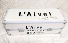 L'Aive Blu-ray BOXからステッカーセット＆缶バッジセット★ラルク 2月26日先行発売「L'Aive Blu-ray BOX -Limited Edition-」絵柄