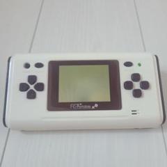 中古品(used)ポータブルファミコン互換機 FC-Portable - メルカリ
