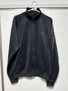 フレッドペリー ポルトガル製 黒金トラックジャケット サイドライン XS 楽天市場】フレッドペリー トラックジャケット（柄ライン）の通販