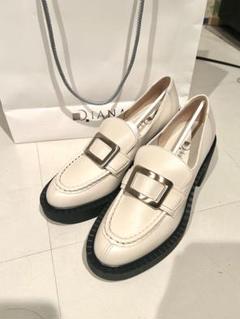 ✨️新品未使用✨️DIANA✨️ホワイト✨️ローファー✨️ 2025年最新】DIANA カラー：ホワイト系 ローファー・革靴の人気