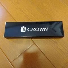 非売品】クラウンキーホルダー、ハンカチ - メルカリ
