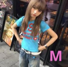KISS Tシャツ M 大人気 ピチT グランジ y2k トレンド レディー