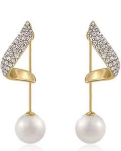 パールピアス レディース イヤリング 金属アレルギー対応#スワロフスキー