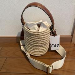 新品　未使用　ZARA　ハードクロスボディバック　カゴバッグショルダー付き 新品 未使用 ZARA ハードクロスボディバック カゴバッグ