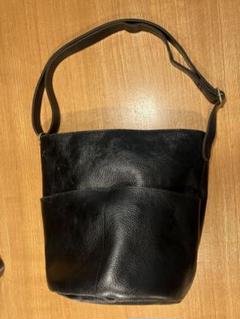 OURHOME 大人気商品　こだわりレザーのポットバッグ ブラック こだわりレザーのポットバッグ – OURHOME