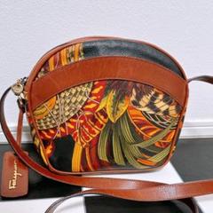 《美品》Ferragamo(フェラガモ)ショルダーバッグ