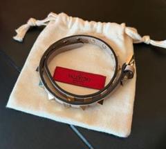 【値下げ】VALENTINO ロックスタッズブレスレット3連 ロックスタッズ ブレスレット for ウィメンズ インチ ブラック
