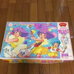 ★魔法の天使★クリィミーマミ★アルミパネルつき★ジグソーパズル★箱付きレア希少★ ジグソーパズル 魔法の天使 クリィミーマミ マミは人気者 300