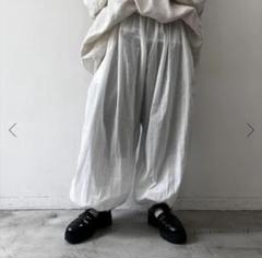 R&D.M.Co- ALADDIN GUMPANTS / White