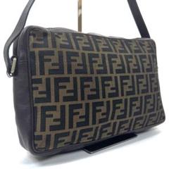 2025年最新】FENDI ショルダーバッグ ズッカの人気アイテム