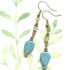 ☆THANK YOU SALE☆クリスタルクォーツとターコイズのリーフのピアス☆のサムネイル