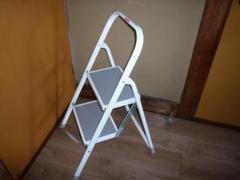 【美品】ハイロ （LEIFHEIT）２段踏台 ホワイトシンプル ドイツメーカー ドイツメーカー ハイロ （LEIFHEIT）2段踏台 ホワイトシンプル