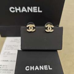 CHANEL ダブルCロゴ ピアス - メルカリ