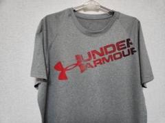 UNDER ARMOUR グレー Tシャツ
