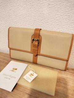 売れ筋がひ！ 本革 クレージュ未使用☆ベルト長財布 品のあるデザイン メルカリ - 小物