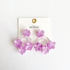 【夏限定】ハンドメイド 花ピアス イヤリング　透明感あり