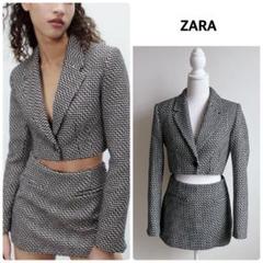 ZARAザラ クロップド丈テクスチャージャケット+パンツ