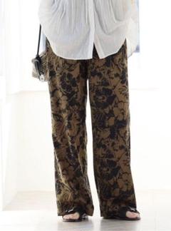 新品 ジャーナルスタンダード コントラスト 花柄 パンツのサムネイル