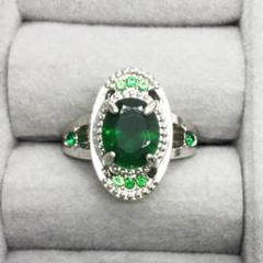 リング 上品 グリーン 指輪 シルバー ゴージャス 華やか パーティ プレゼント