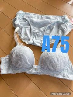 ノンワイヤーブラジャーショーツセット