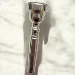 Bach10½C （corp.スモールレター） トランペット・マウスピース美品 VINCENT BACH CORP.10-1/2C トランペット用マウスピースの通販