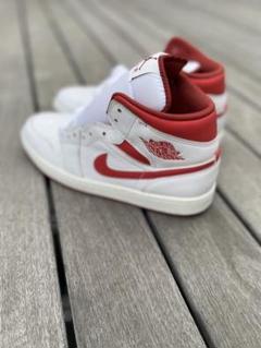 新品　28cm NIKE エアジョーダン1MID ナイキのサムネイル