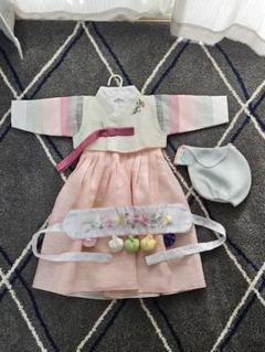 女の子の韓服(チマチョゴリ)と1歳の誕生日(トルジャビ)用品 女の子の韓服(チマチョゴリ)と1歳の誕生日(トルジャビ)用品