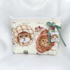 2カスタム可能✨／チャームが付けれるポーチ／ふわふわ／キルティング／クリーム／猫