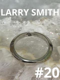 LARRY SMITH EXTRA THIN TRIANGLE RING